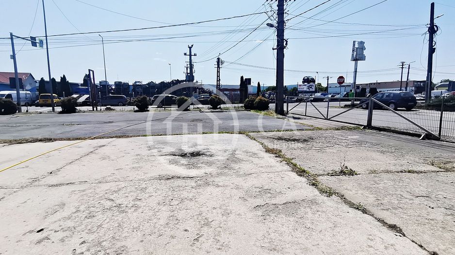 Spatiu comercial de inchiriat cu 3 camere in Alesd, Bihor - Poză 11