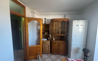 APARTAMENT 3 CAMERE ETAJ 4 GRUI CAMPULUNG - Poză 8