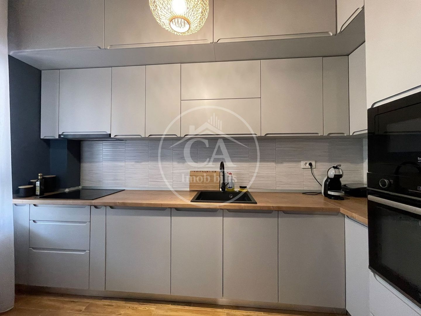 Apartament cu 3 camere de vanzare in Victoria Residence, Oradea RO E - Poză 9