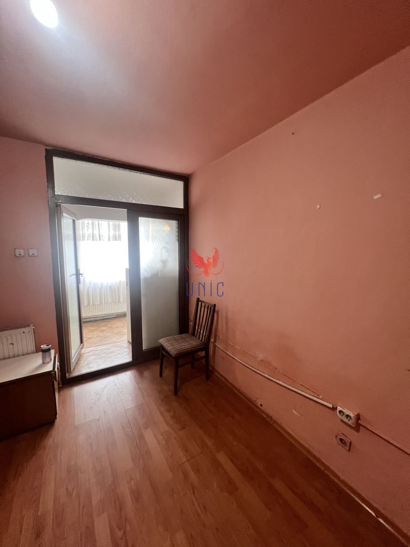 Garsoniera Valea Rosie , etaj 3/4 - Poză 4