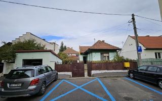 Casa in centrul Brasovului cu proiect si autorizatie pentru extindere - Poză 1