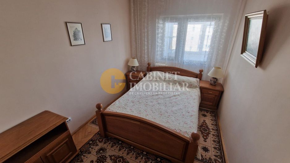 GARA - ARCU - 3 CAMERE DECOMANDAT - ETAJ INTERMEDIAR - BOXĂ + LOC DE PARCARE - Poză 4