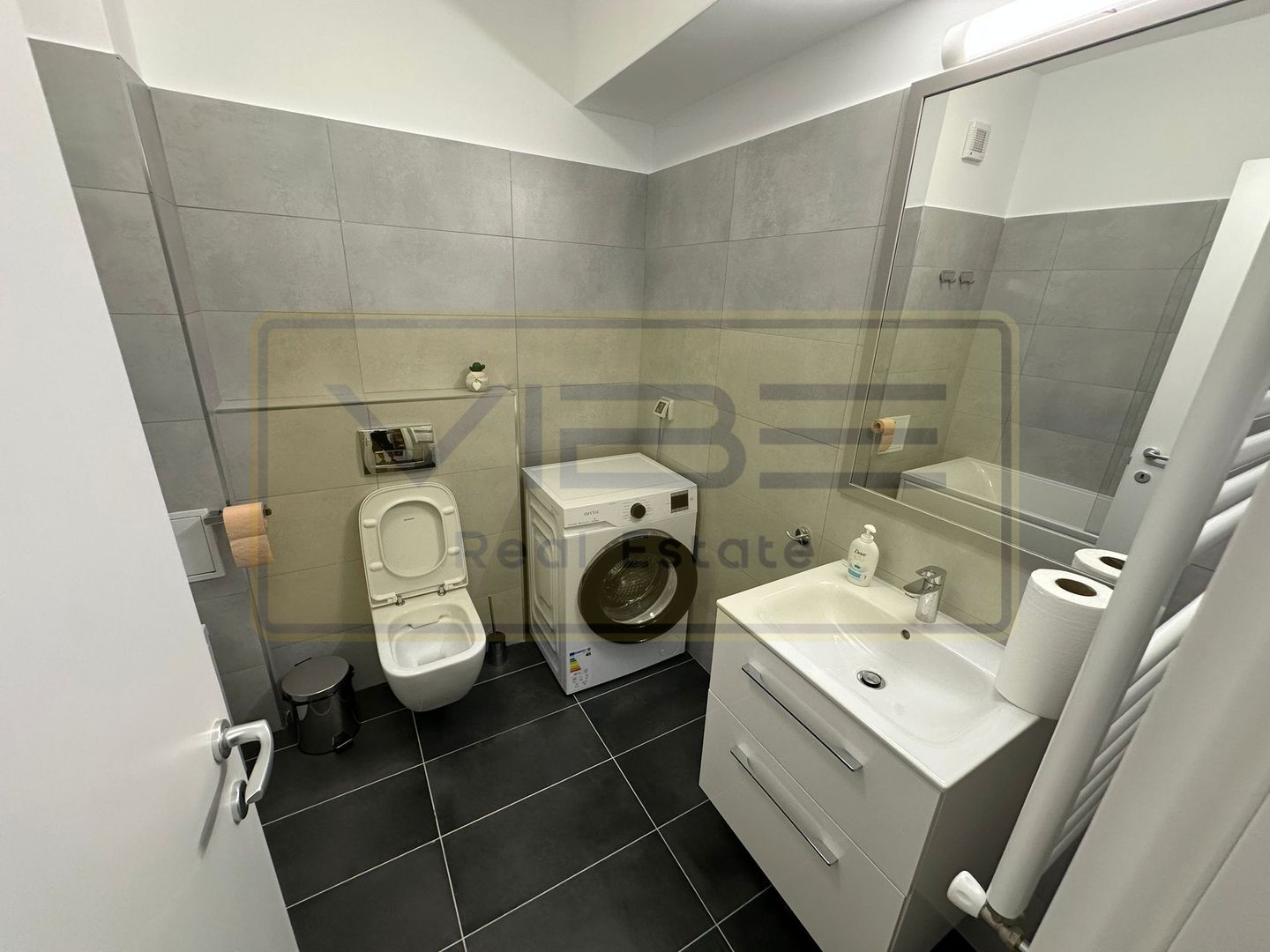 Apartament 2 camere decomandat cu parcare subterana  Unirea Towers - Poză 19
