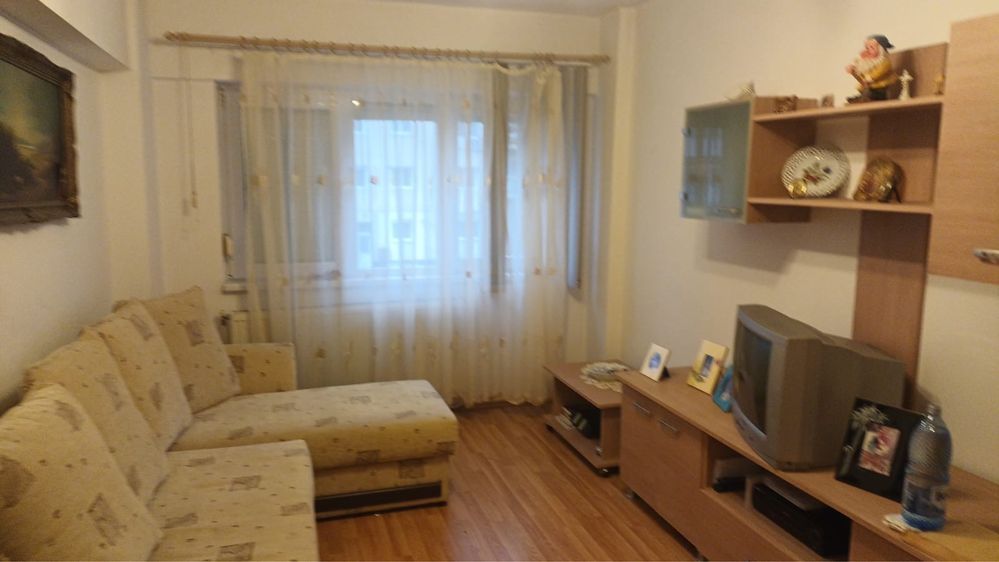 APARTAMENT 3 CAMERE DECOMANDAT| ZONA STRAND - Poză 1