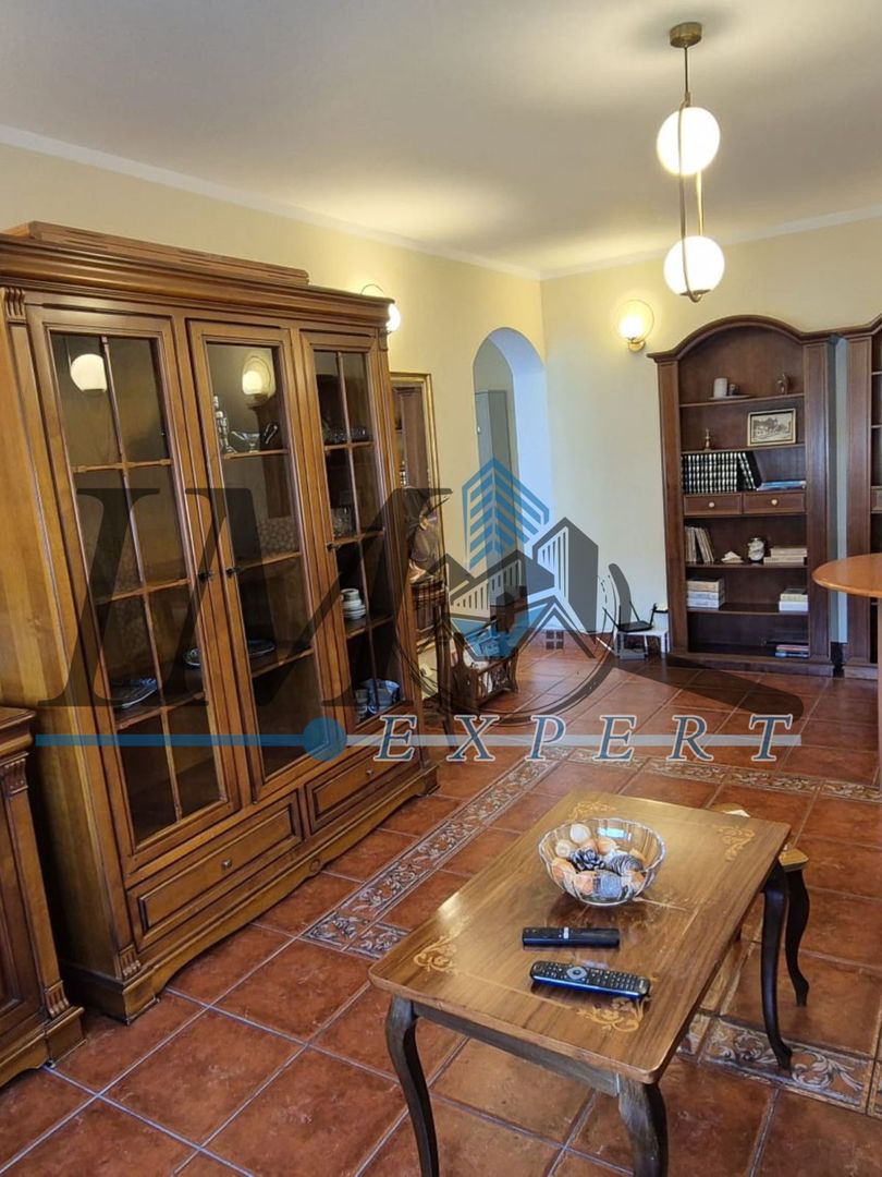 Apartament 3 camere zona Tolstoi etaj 3 - Poză 1