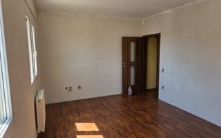Vanzare apartament cu 3 camere, zona(General), sup. 98 mp, pret 125000 - Poză 2