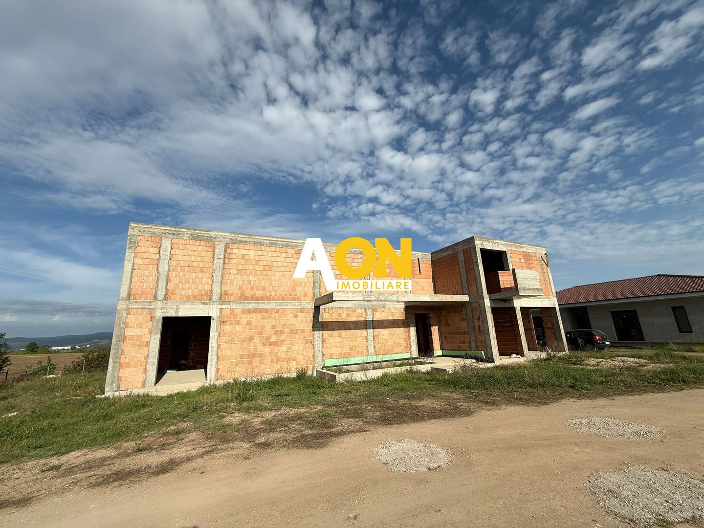 Casa cu vedere panoramica superba 306 mp utili, 874mp teren - Poză 3