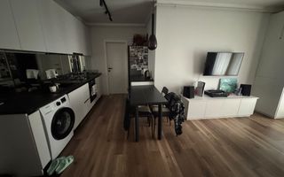 Apartament modern, 2 camere, 2 parcari, zona Eroilor - Poză 2