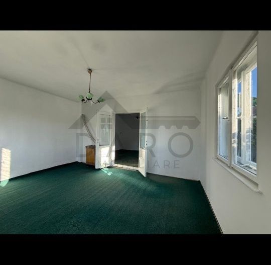 Vând casă in Ernei de 66 mp si teren in suprafață de 2530 mp - Poză 7