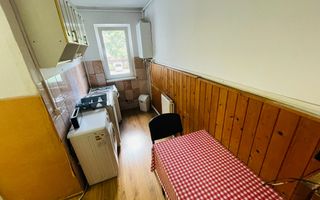 Apartament cu 3 camere de inchiriat-Str Godeanu-Zona Dambu - Poză 4