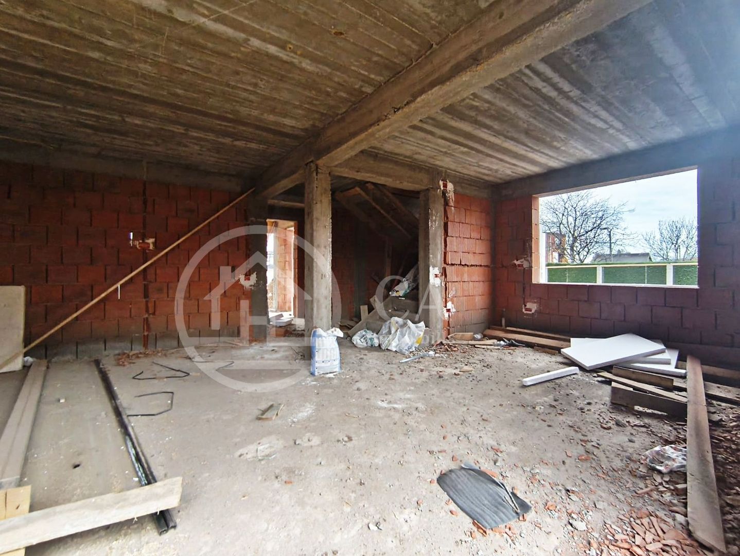 Casa de vanzare P+E cu 5 camere in Oncea, Oradea - Poză 2