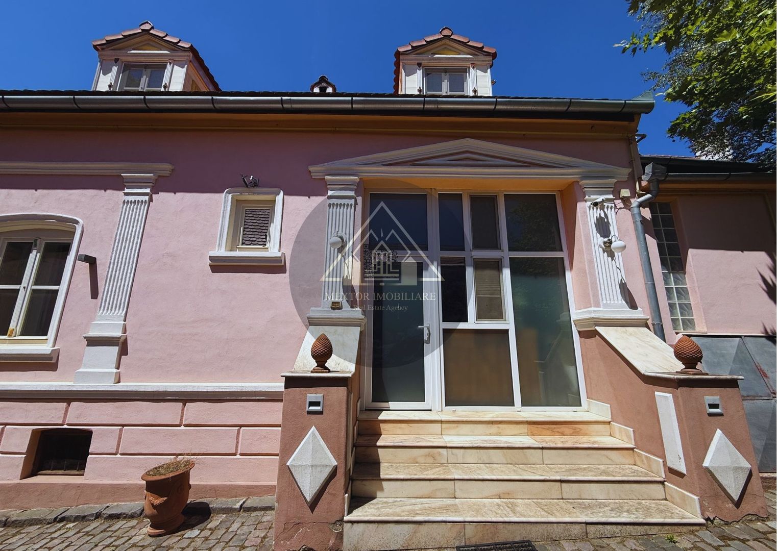 Casă restaurată | Transilvania | Mobilier autentic - Poză 5
