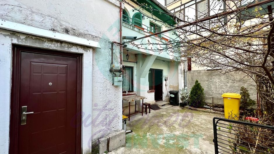 Apartament 2 camere la curte-Parc Carol - Poză 2