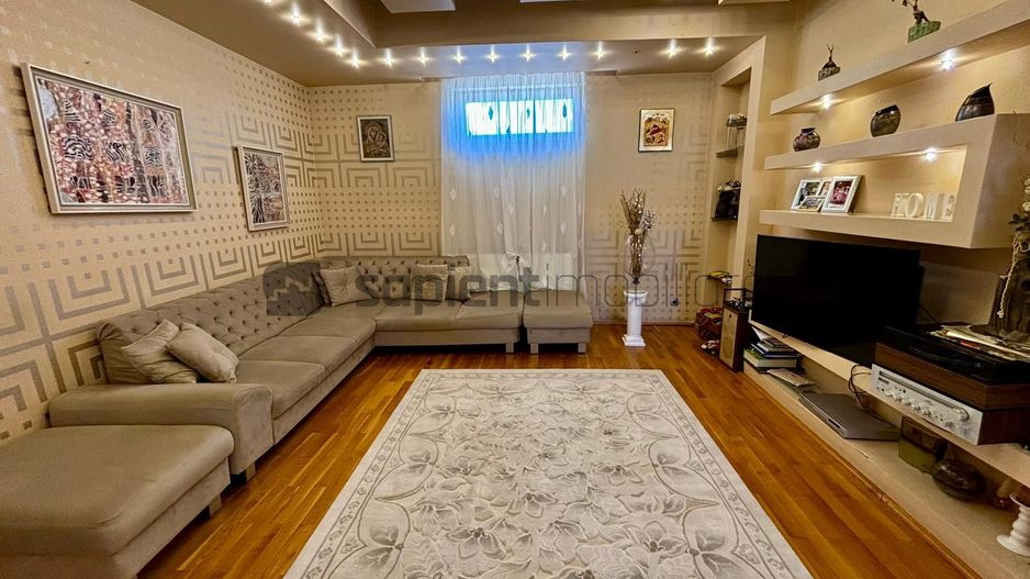 CASA PIATA CETATII - Poză 5