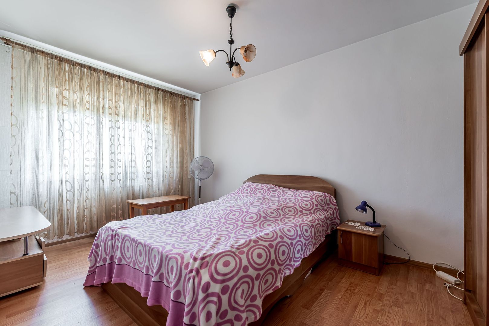 Apartament 2 camerel, bloc V8,  Zona 6 Vânători. - Poză 8