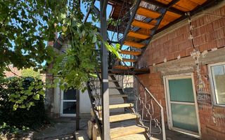 Două case la roșu în curte – Zona turistică Ocna Sibiului - Poză 3