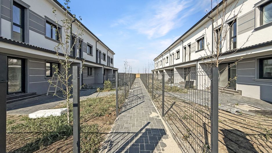 Dezvoltator - Case Premium într-un Cartier Privat. - Poză 6