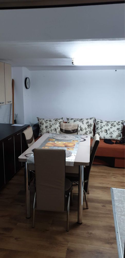 Apartament 2 camere, 50 mp utili-demisol zona Centrala - Poză 3