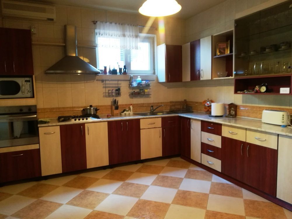 casa Damaroaia Pajura - Poză 4