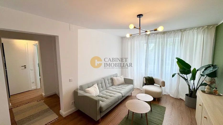 Apartament decomandat 2 camere |  Piata Victoriei - Poză 1