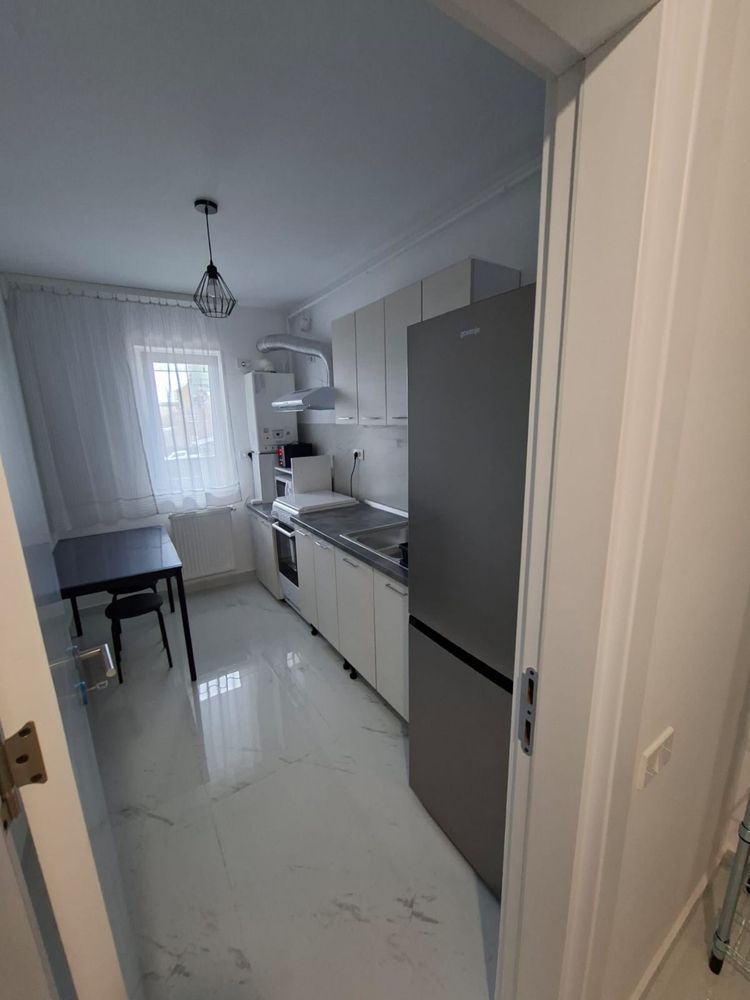 Garsonieră de închiriat Apărătorii Patriei Prima închiriere Centrală proprie - Poză 4