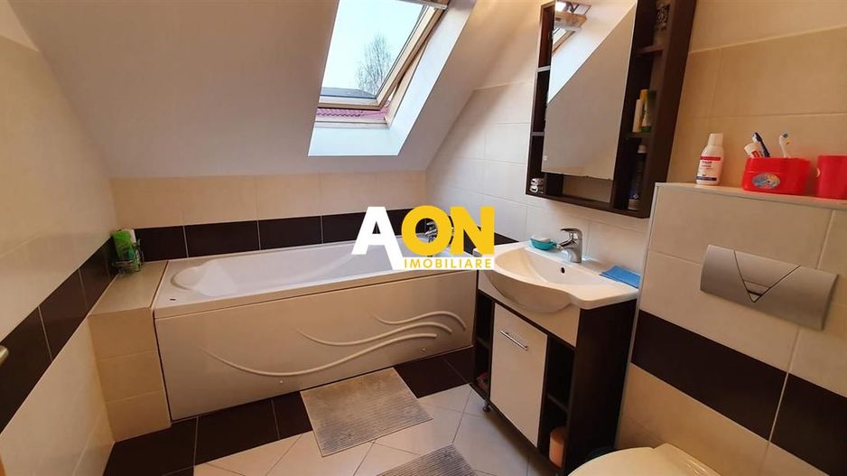 Casa 4 camere garaj 680 mp teren ultracentral - Poză 19