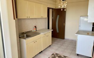 Vanzare Apartament ULTRACENTRAL 3 camere - Poză 4