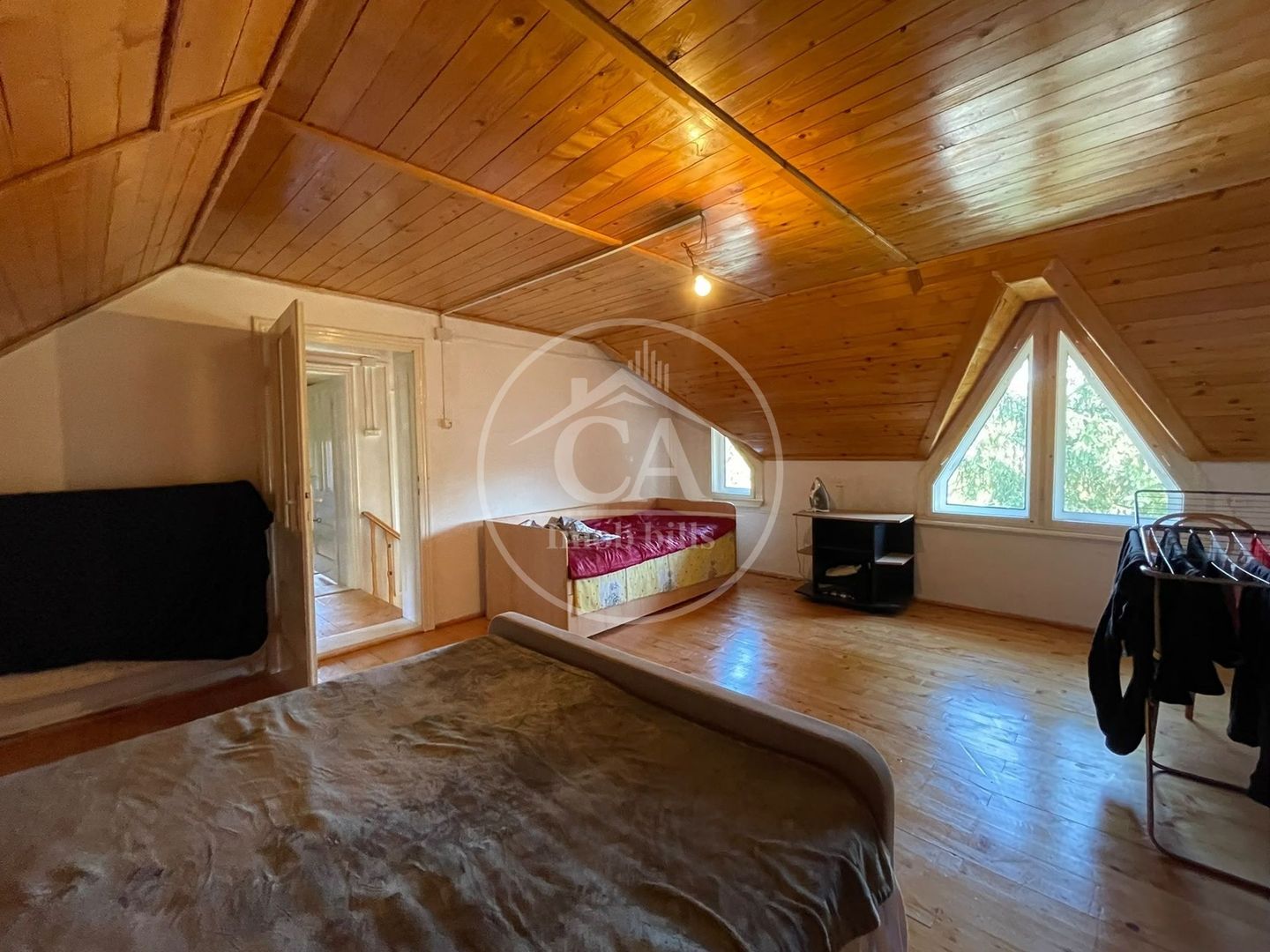 Casa de vanzare cu 3 camere in Potgoria, Oradea. - Poză 13