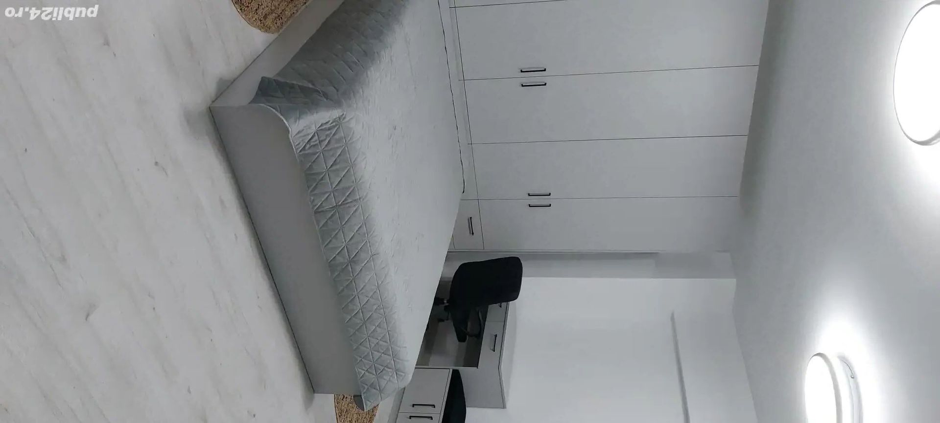 Garsonieră  complet mobilata si utilata, gradina si parcare proprie - Poză 1