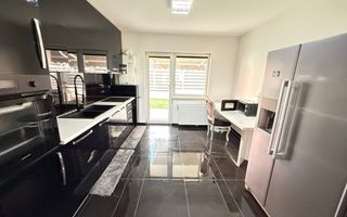 Casă de tip triplex | 3 dormitoare | 4 parcări | Zona Eroilor-Florești - Poză 8