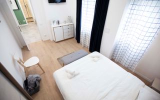 APARTAMENT COCHET CU 2 CAMERE ÎN SPLAIUL UNIRII - Poză 3