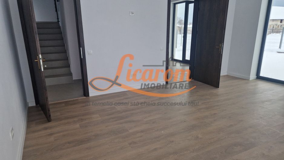 Vila "La Cheie"P+E in Cristian zona in dezvoltare,teren 600 mp - Poză 7