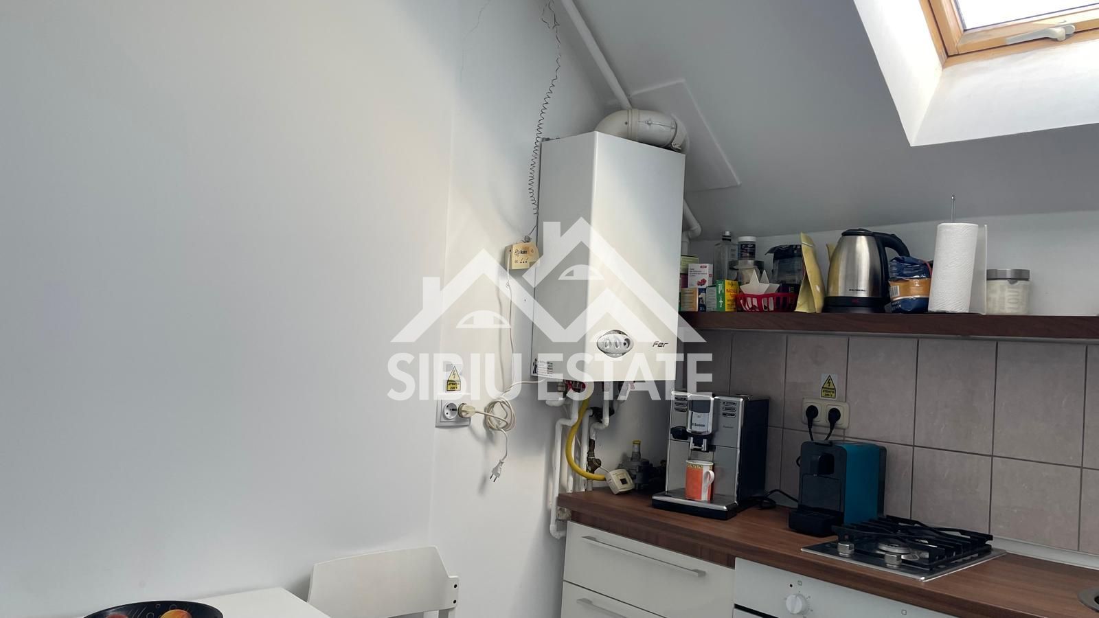 Apartament 2 camere la casă cu pod+curte in  Șelimbăr-Zona Brana - Poză 17