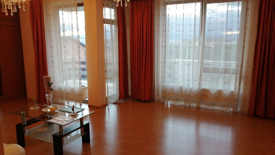 3 camere, structura mare, curte si garaj - Poză 14