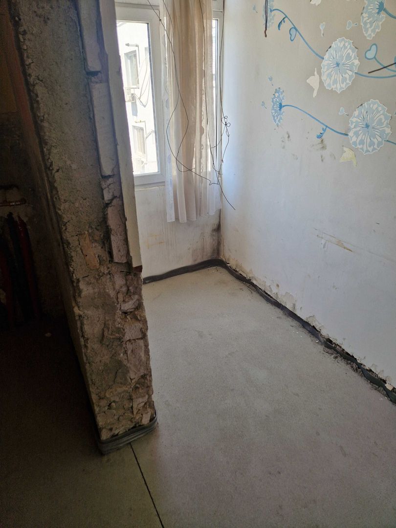 BRASADAS vinde ap 3 cam etaj 4/10 pe Calea Traian. - Poză 6