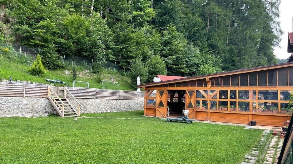 Pensiune 9  Camere+Restaurant– Zona Turistica -Zona Sacele-Bradet-Cod 5241 - Poză 3