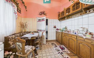 Casă cu 6 camere în Sânicolau Mare Timiș - Poză 18