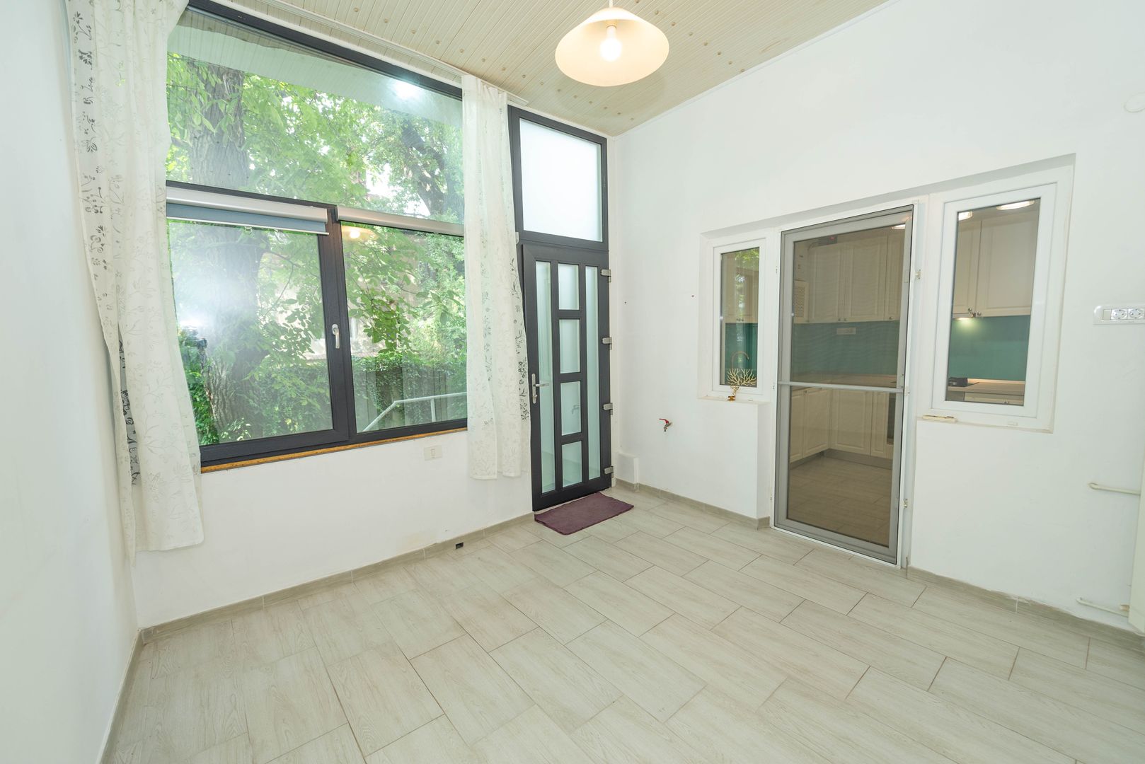 Apartament de vanzare 137 mp, zona centrala, curte proprie - Poză 24