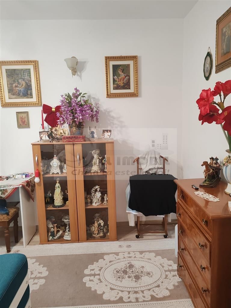 Apartament 3 cam semidecomandat parter Tudor Vladimirescu-100.000 euro - Poză 4