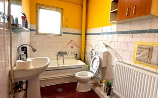 Casă P+1E cu teren generos de 697 mp, zona foarte buna Campina, PH - Poză 18