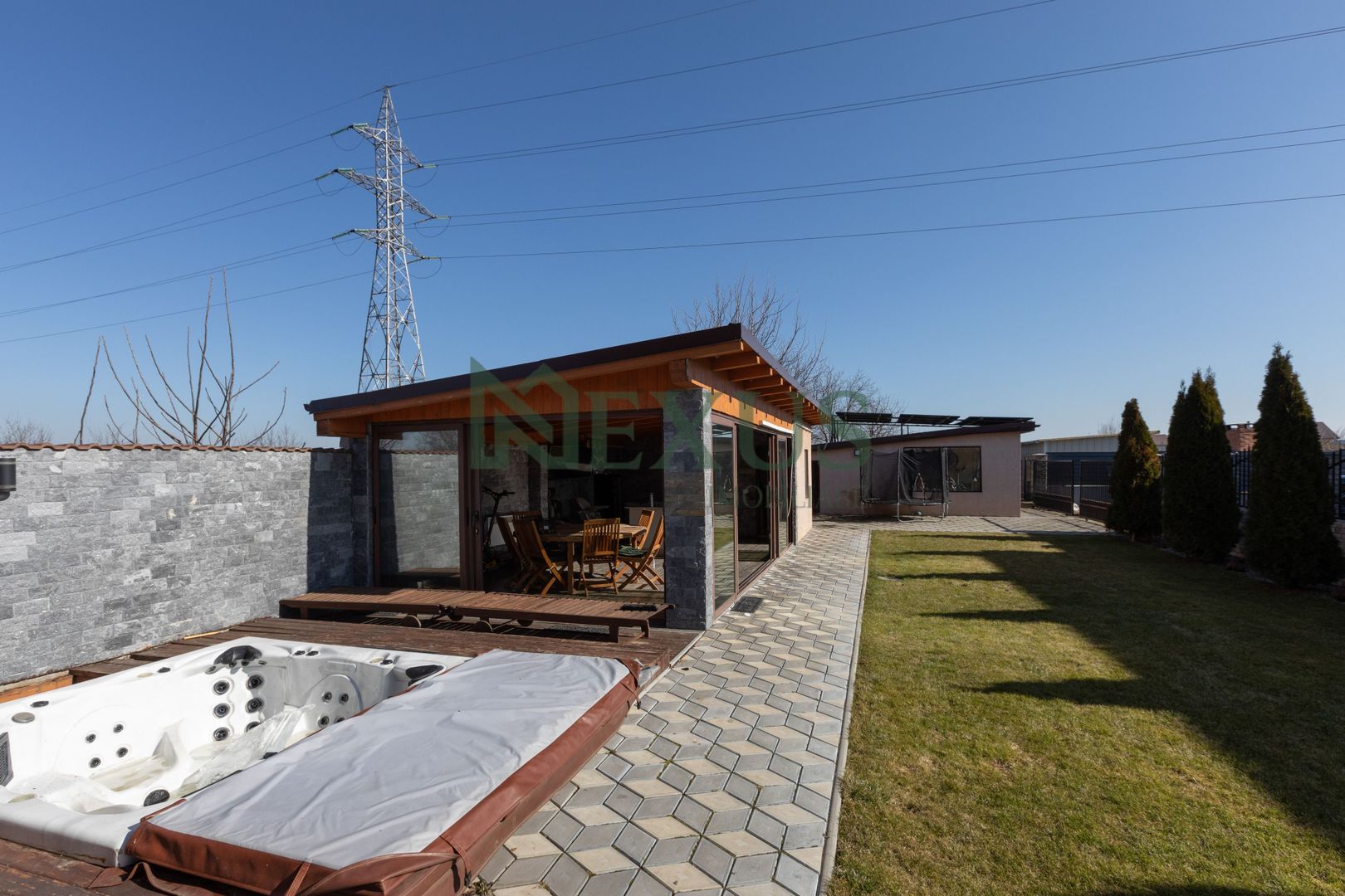 Casă/Vilă modernă de vânzare la intrare în Bogdan Vodă, județul Bacău. - Poză 12