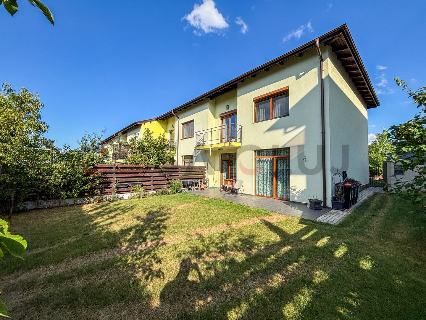 Duplex bine compartimentat - Curte amenajata - Borhanci, la inceput - Poză 2