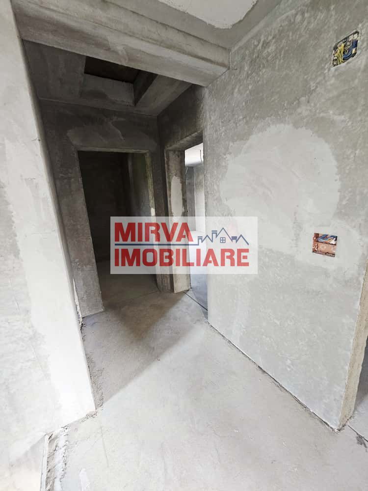 🏡 Vilă luminoasă, 4 camere, cu teren generos – Com. Plopu - Poză 33