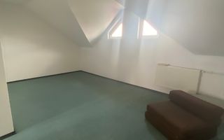 Casa de vânzare/închiriere zona Lunei - Poză 25