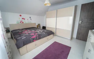 VILA MOBILATA si UTILATA- jacuzzi piscina incalzita - Poză 11