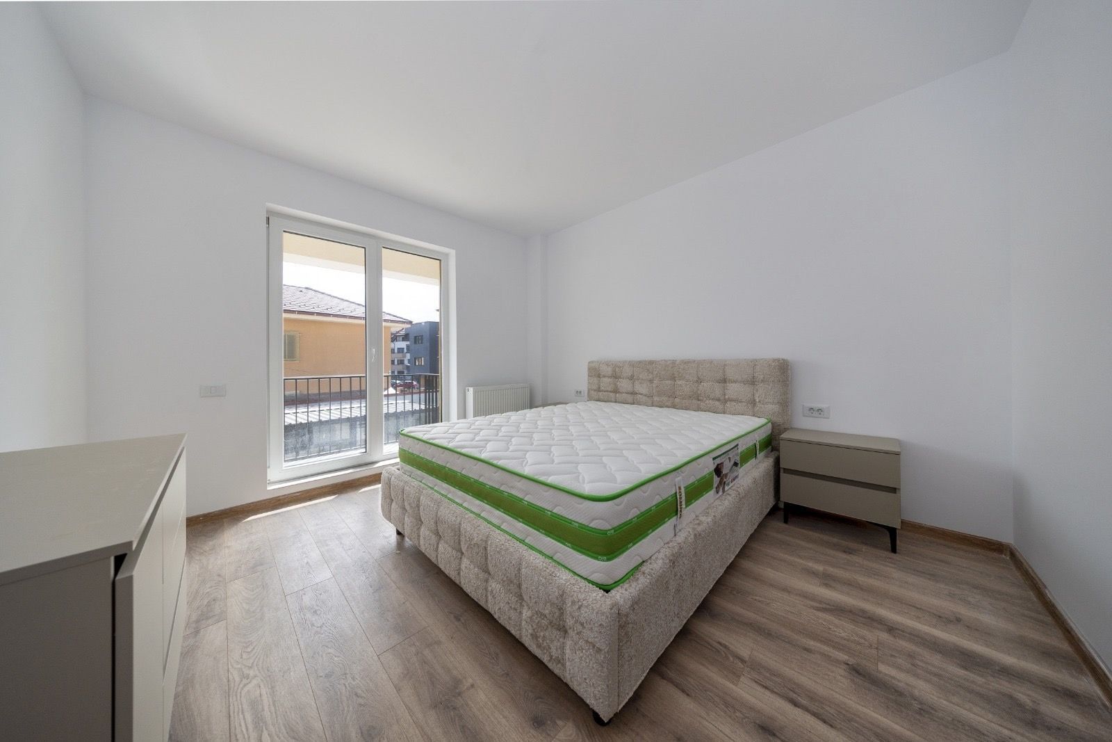 Studio 58 mp utili | 2 balcoane | Loc de parcare inclus | Zonă Coresi - Poză 2