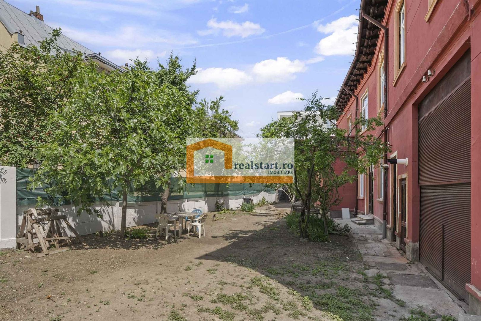 Vila individuala, S+P+E+Pod, curte 500mp, ideal Bistro-caffe, birouri - Poză 37