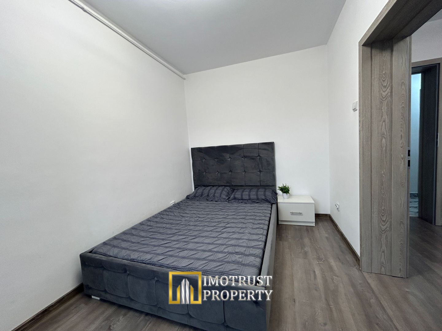 Apartament 3 camere de vânzare sau schimb – Arad ultracentral - Poză 8
