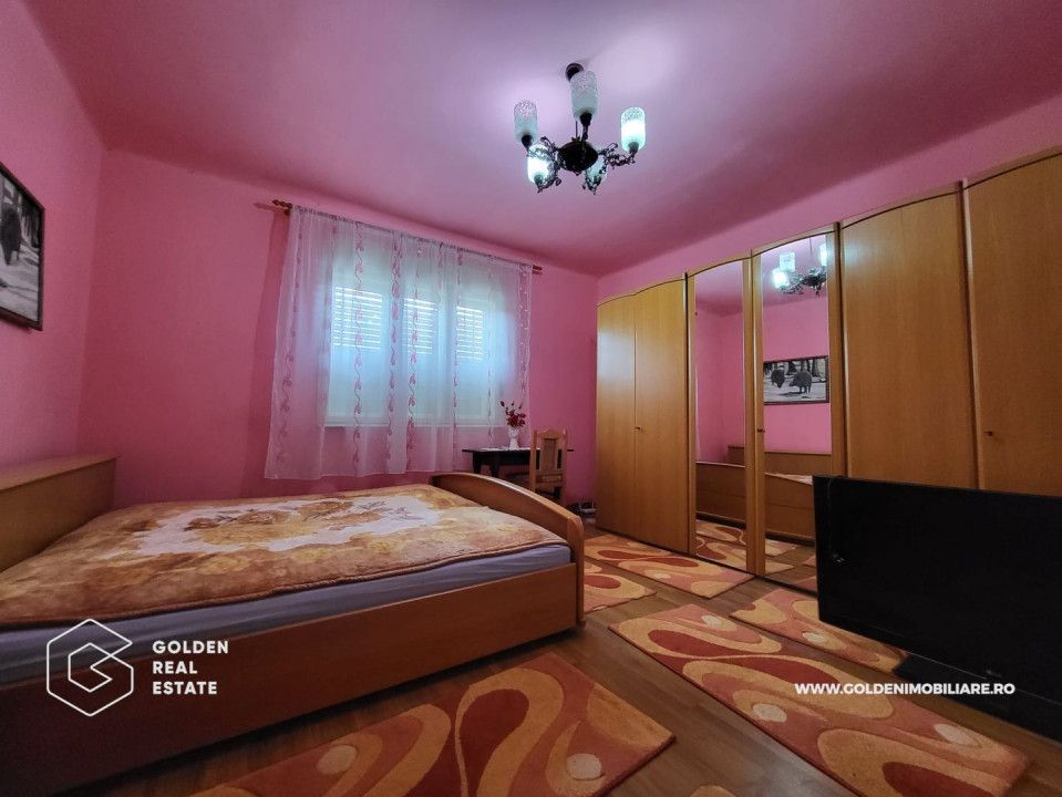 Casa mare, 3 corpuri de cladire, sat Lalasint - Poză 5