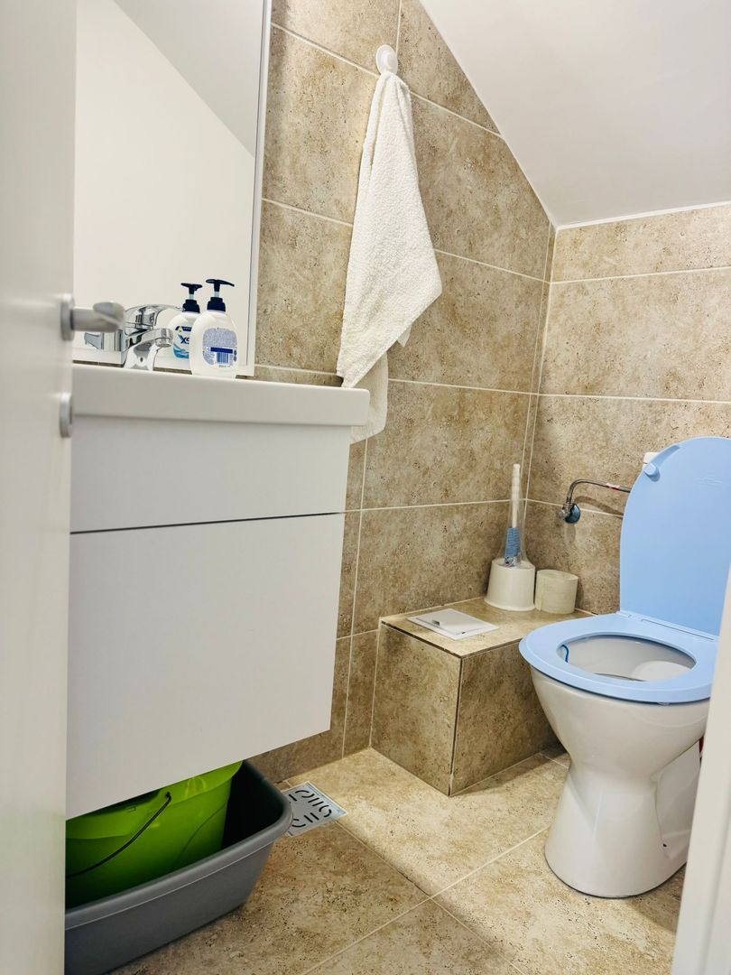 Vilă 3 camere mobilata 3 locuri parcare  Safirului Bragadiru - Poză 10